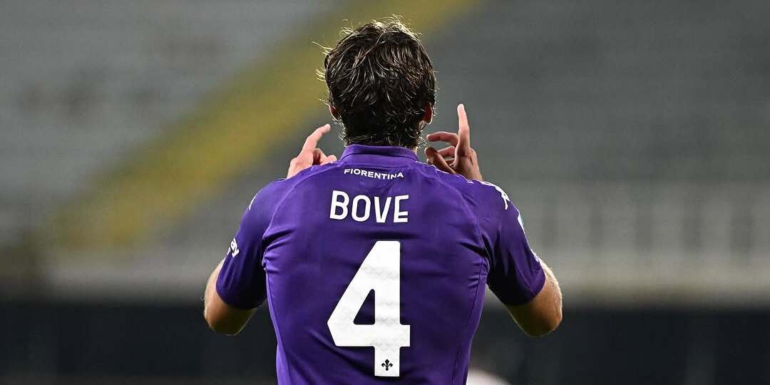 Attimi di terrore, malore in campo per Bove in Fiorentina-Inter: cosa è successo step by step e gli aggiornamenti